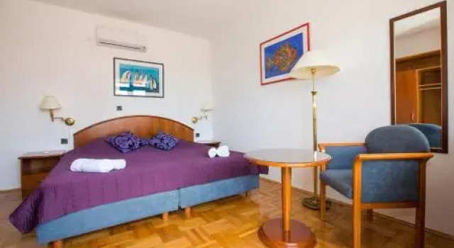 apartments kralj1, Забронировать Апартаменты/квартира Отели Цавтат с бассейном, рядом с Частный Пляж «Хотэл Кроатия Бич», Бассейн