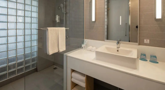 Двухместный номер Standard с видом на город Holiday Inn Express Luoyang City Center by IHG