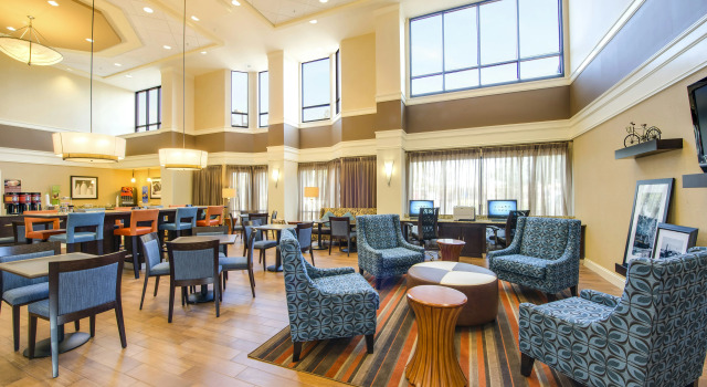 Hampton Inn & Suites-Atlanta Airport North-I-85, Reserva ahora Hotel East Point Georgia