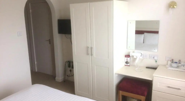 Standard Single quarto Redcliffe Hotel
