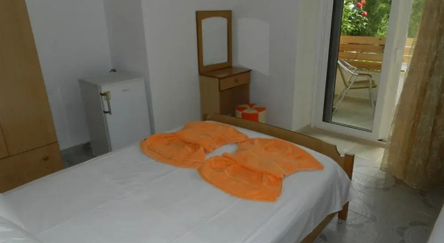 Mare Bed & Breakfast Hotel, Buchen Sie Hotel Himarë Qark Vlora
