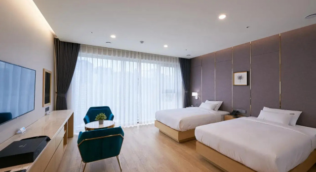 Двухместный семейный номер Luxury CS Hotel