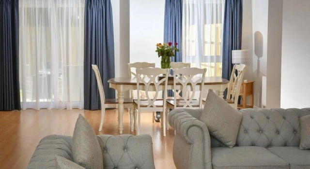 Коттедж Wolseley Holiday Lodges