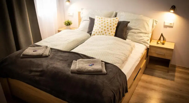 Апартаменты Loli Apartman