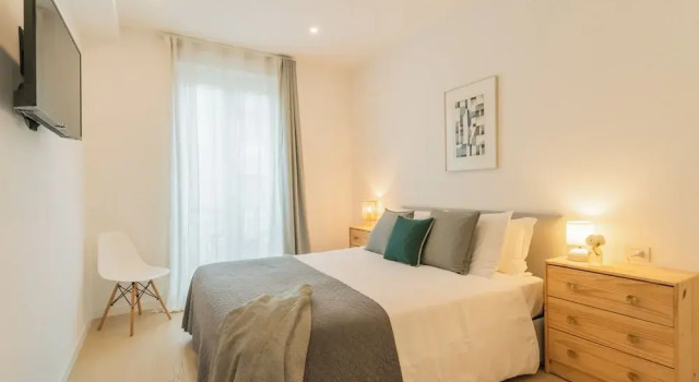 Central & White Apartment by Rent all Como, Забронировать Апартаменты/квартира Апартаменты Комо, рядом с Площадь Кавур, Апартаменты/квартира