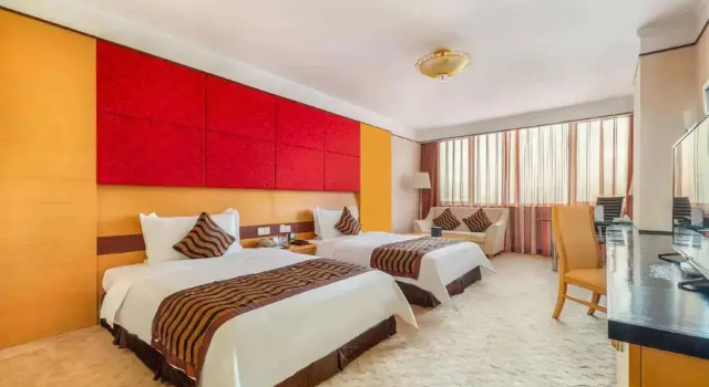 Двухместный номер Deluxe Days Hotel & Suites by Wyndham Jiaozuo