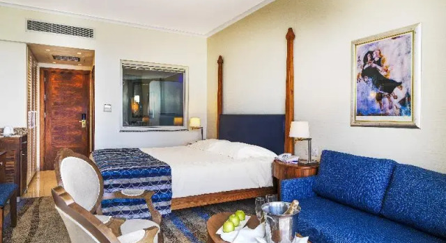 Номер Standard с балконом Alexander The Great Beach Hotel