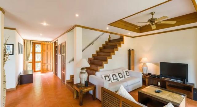 Вилла 3 Bedroom Villa Beach Front Resort TG12