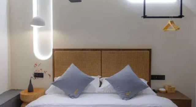 Семейный люкс Grand с балконом и с видом на восход Sitting in Wangli Guanluan Homestay