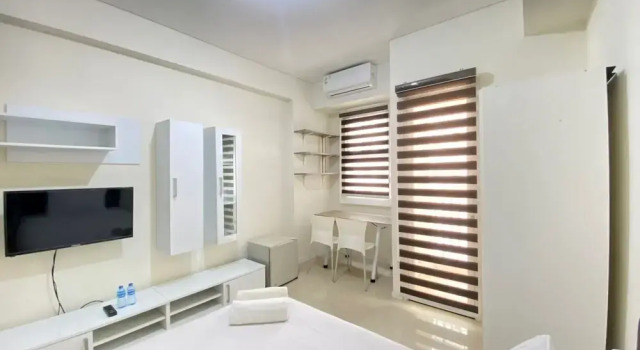 Cozy and Spacious Studio Room at Parahyangan Residence, Rezervasyon Otel Bandung Kidul Bandung