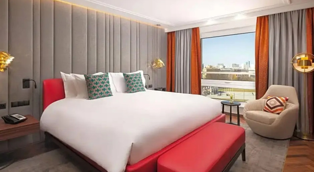 Двухместный люкс Imperial с сауной и джакузи Sofitel Warsaw Victoria