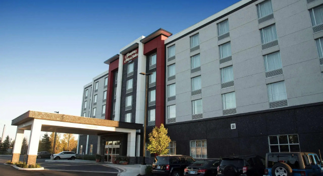 Hampton Inn & Suites by Hilton Thunder Bay, Varaa Hotelli Thunder Bay Ontario