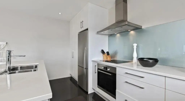 Sea It All On Devon - Mangawhai Holiday Home, Забронировать Отель Мангафаи Хедс Kaipara