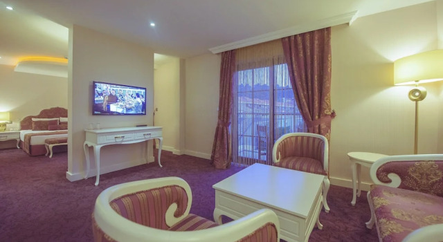 Люкс Deluxe Han Deluxe Hotel