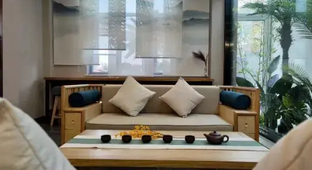 changzhou yishanqingshe hotel, Rezerwuj Hotel Changzhou Jiangsu