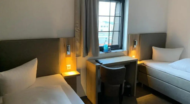 Одноместный номер Standard Hotel B4
