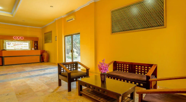 OYO 1732 Edotel Praya Syariah, Book Hotel Praya Lombok