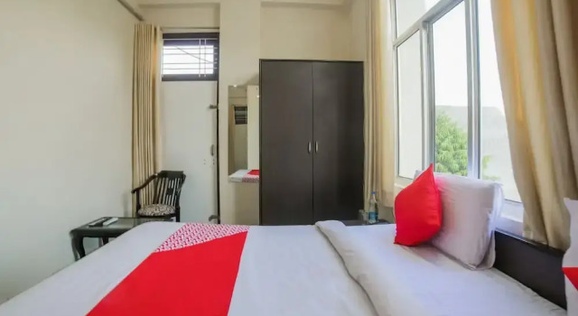 OYO 24101 Tiger Regency Resort, Забронировать Курортный отель Отели штата Раджастхана с парковкой, Парковка