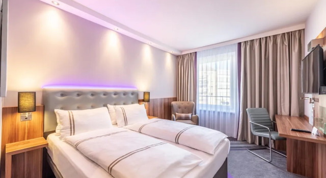 Двухместный номер Accessible Premier Inn Düsseldorf City Centre