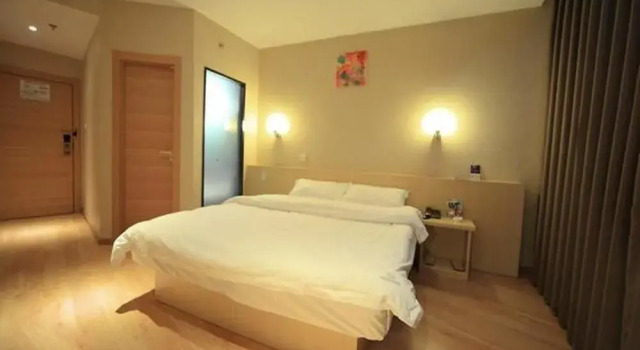 Yunyue Lanting Hotel  (Kunming Xuefu Road), Boek Hotel Hotels in Yunnan met parkeren, Parkeren