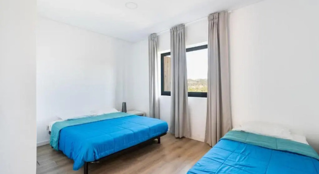 Апартаменты с видом на бассейн Apartamentos Do Ermal