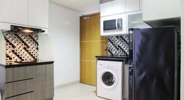 Standard room 1BR with Working Space The Oasis Apartment Cikarang
