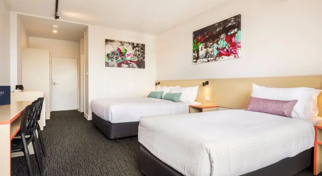 Nightcap at Hume Hotel, Забронировать Отель Банкстаун Sydney Region