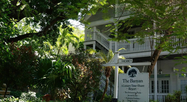 The Banyan Resort, Забронировать Курортный отель Курортные отели Ки-Уэст, рядом с Harry S Truman Little White House, Курортный отель