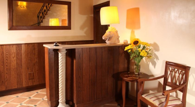 Antico Borgo Di Trastevere, Prenota Hotel Trastevere Roma