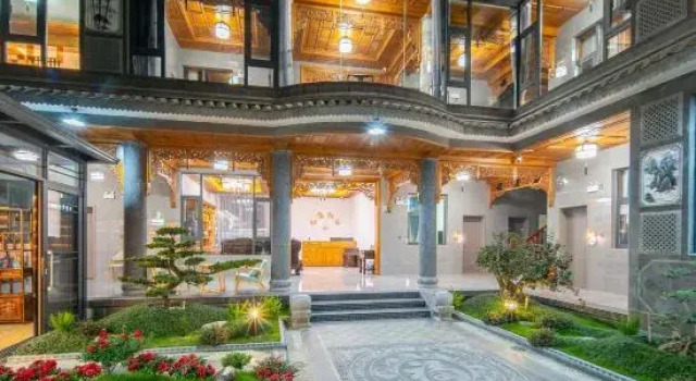 Qiyi Homestay (Sanyi International Airport), Prenota Hotel Hotel a Lijiang con parcheggio, Parcheggio