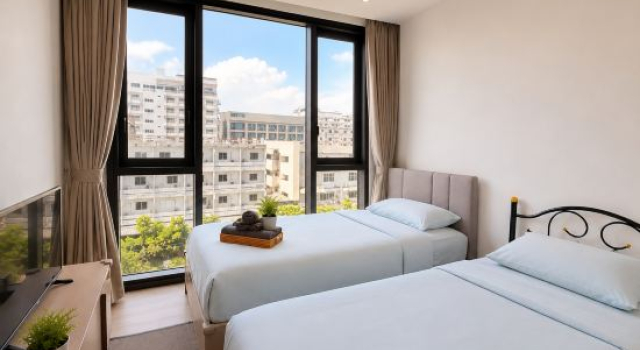 Семейный люкс с 2 комнатами с балконом и с видом на сад Edge Central Pattaya