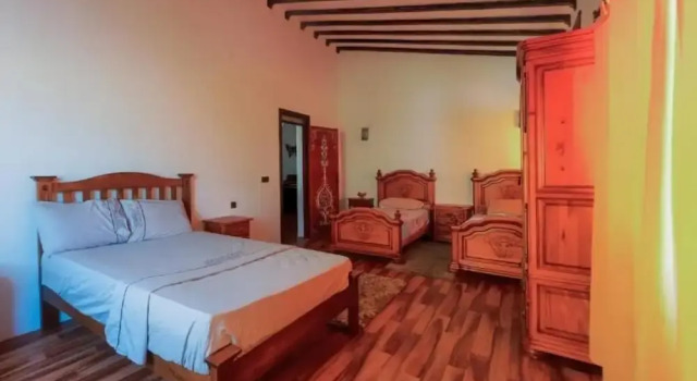 DAR Casa Plasa Grande CHEFCHAOUEN, Rezerwuj Apartament Hotele w Tanger-Tetouan z parkingiem, Parking