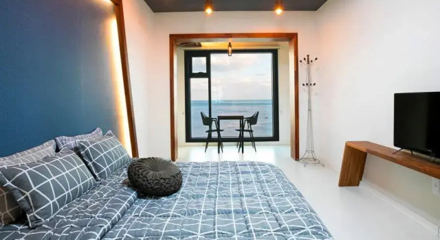 Geoje Big Sol Pension, Prenota Hotel Geoje Sud Gyeongsang