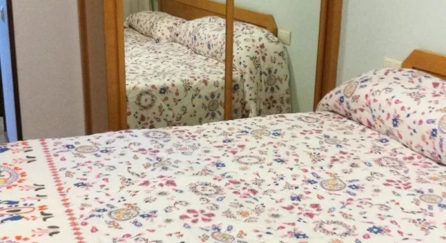 Hospedaje Covadonga, Забронировать Отель Недорогие отели Хихона, рядом с Торговый центр Los Fresnos, недорого