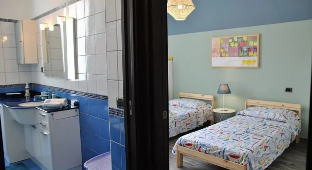 Air-conditioned Apartment in the Center of Formia 400 Meters From the Station, Забронировать Апартаменты/квартира Формия Побережье Лацио, рядом с Железнодорожный вокзал Формия