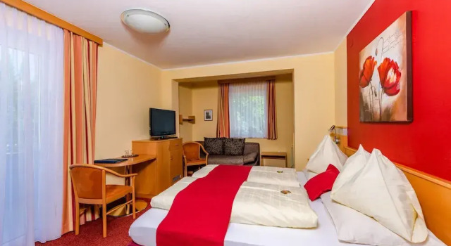 Двухместный номер Standard с балконом Strandhotel Schabus