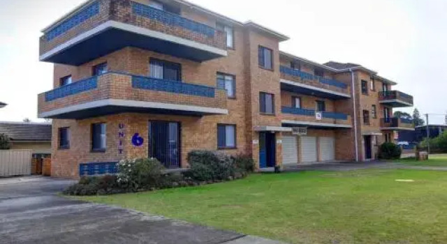 Seabreeze 6 Opposite Bowling Club