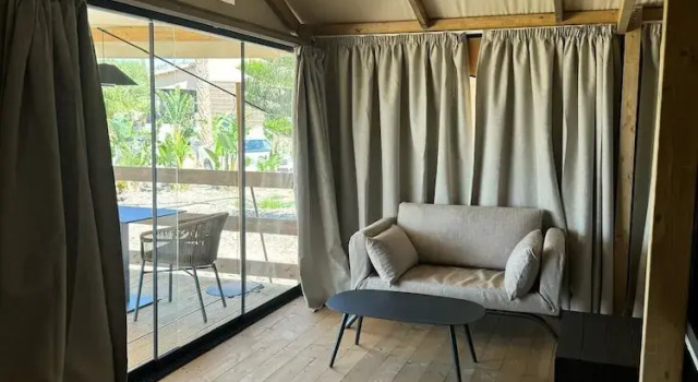 Тент с видом на сад Terreforti Luxury Village