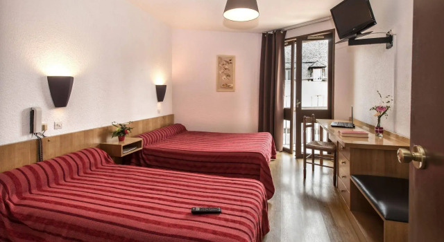 Logis Hotel du Commerce, Rezervasyon Otel Lozère otoparklı oteller, Otopark