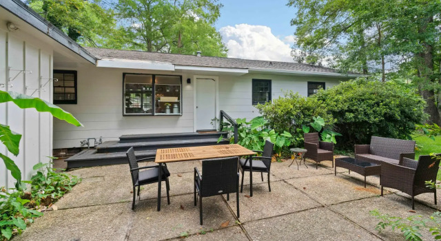 The Ranch   4-Bedrooms  Large Yard   Patio, Prenota Hotel Mobile Alabama