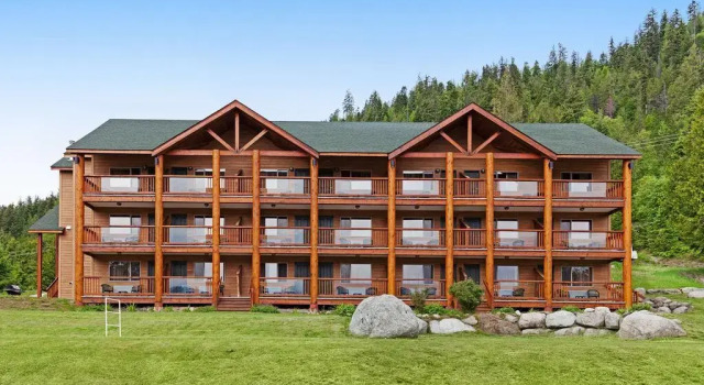 Люкс с видом на озеро Kootenay Lakeview Resort, BW Signature Collection