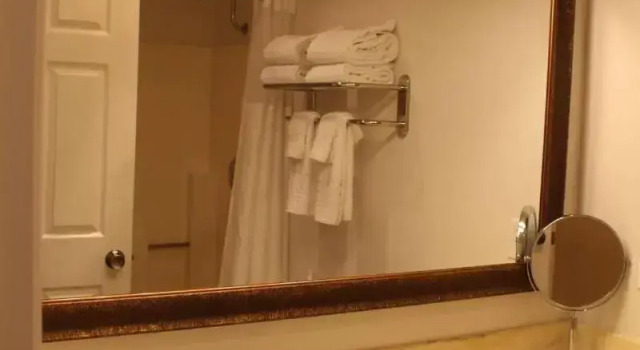 Четырёхместный семейный номер Standard Elm House Inn
