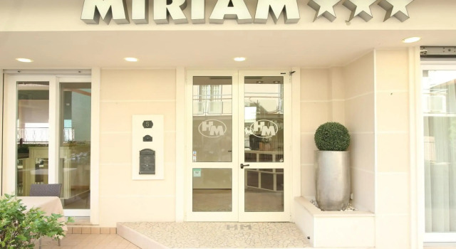 Hotel Miriam, Забронировать Отель Мирамаре Римини