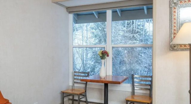 Номер Standard Mountainside Inn 407 1 Bedroom Hotel Room by Alpine Lodging Telluride
