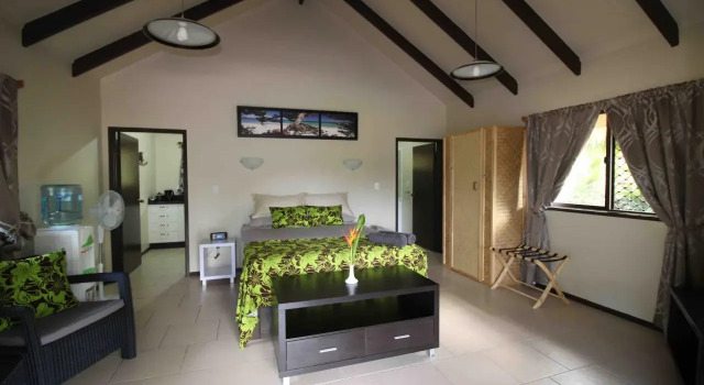JJ's Retreat, Rezerwuj Hotel Hotele 3-gwiazdkowe w Rutaki, 3*