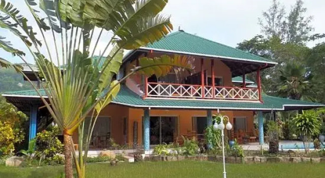 Diguoise Guest House, Prenota Affittacamere Hotel a La Digue con parcheggio, Parcheggio