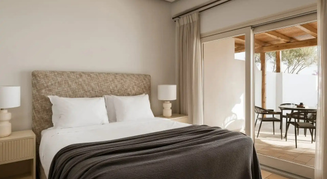 Люкс с 2 комнатами AMĀRIA Beach Resort by NOMÉE Hospitality Group