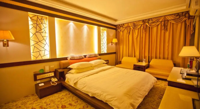 Люкс Deluxe YangShuo New Century Hotel