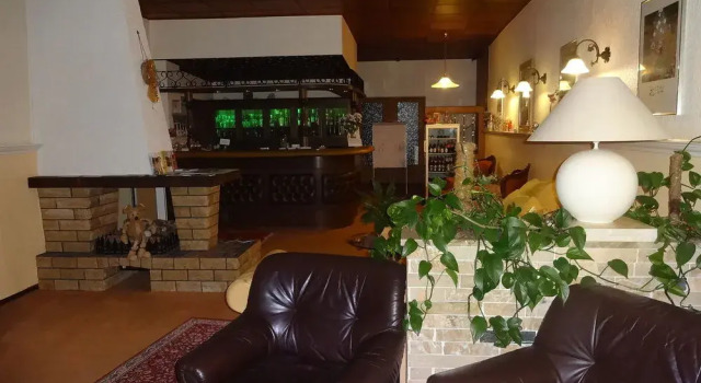 Star Hotel, Забронировать Отель Отели Долины Среднего Рейна с парковкой, Парковка