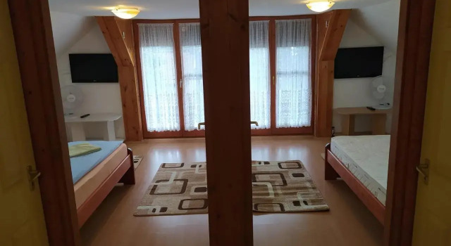 Anna Ilona Vendégház, Забронировать Отель Бадачоньтомай Бадачонь, рядом с Szegedy Roza House Literature Museum